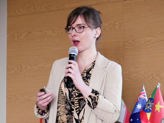 dr hab. Magdalena Mrokowska zaprezentowała pracę pt. Effect of exopolymer gels on the viscoelasticity of mucus-rich saltwater and settling dynamics of particles