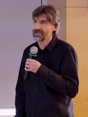 dr hab. Krzysztof Michalski zaprezentował badania prowadzone w ramach swojego grantu OPUS w prezentacji pt. Rate of tectonic plates movement in Neoproterozoic true wander hyphotesis 