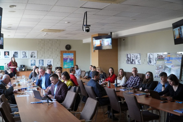 Konferencja zgromadziła kilkudziesięciu uczestników stacjonarnych, ale też kilkkadziesiąt online