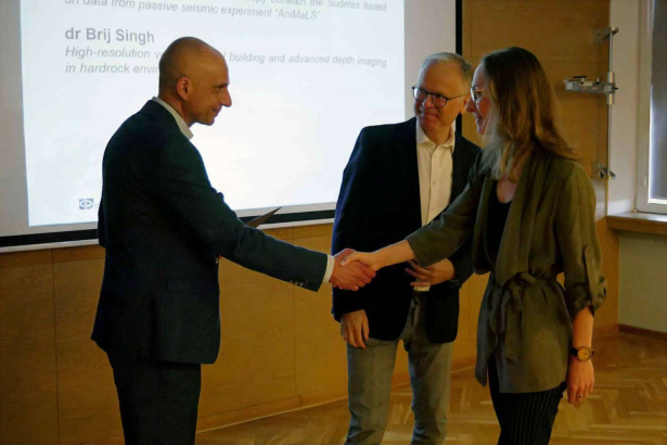 Dyplom doktorski odebrała dr Julia Rewers