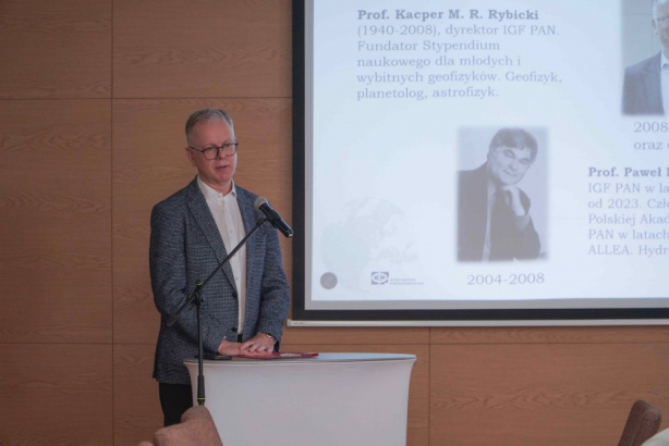 Prezentacja Dyrektira prof. Pawła Rowińskiego 